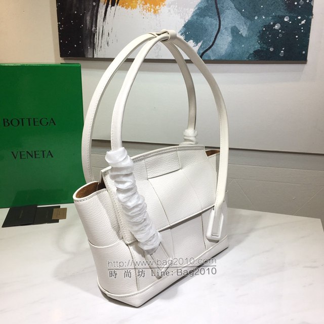 Bottega veneta高端女包 寶緹嘉爆款THE ARCO編織款手提包  BV經典款蝙蝠包  gxz1111